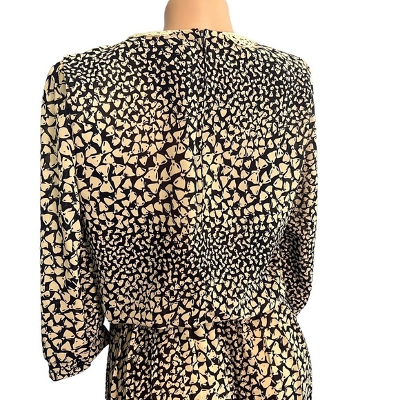 R.E.O Vintage Bow Print Long Sleeve Dress Lace Neckline - Picture 10 of 13